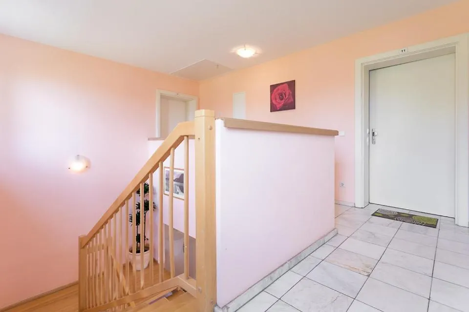 Apartment Haus Lehen Wenen 0*,  Oostenrijk